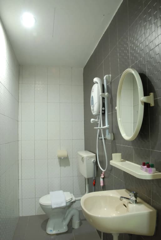 Live Com Hotel - photo 7