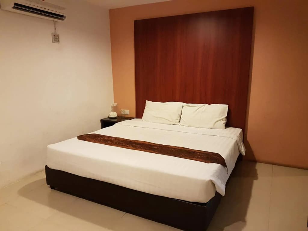 Coco Town Inn - photo 2