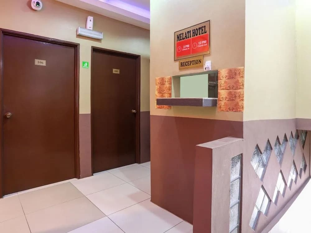 OYO 89656 Melati Hotel Nilai - photo 12