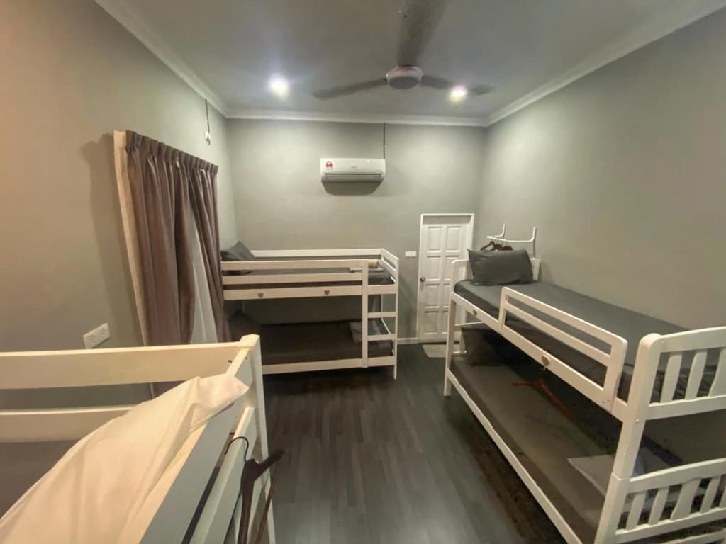 Shafickza Guesthouse - photo 27