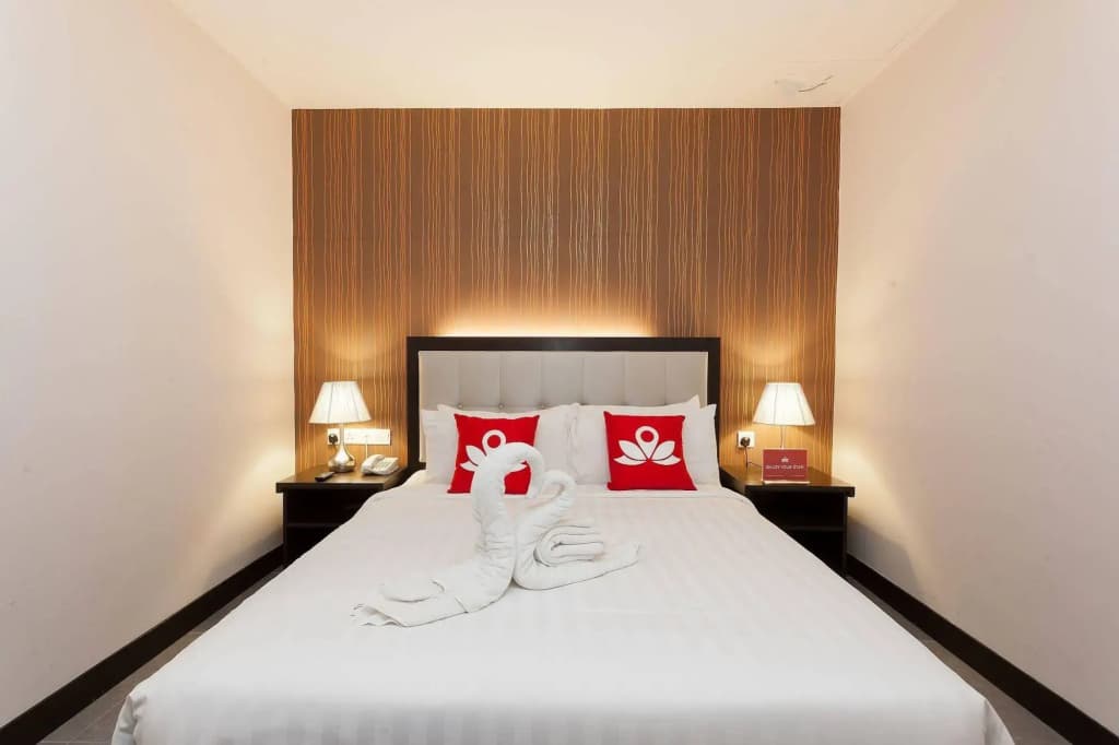 ZEN Rooms Near SOGO - photo 4