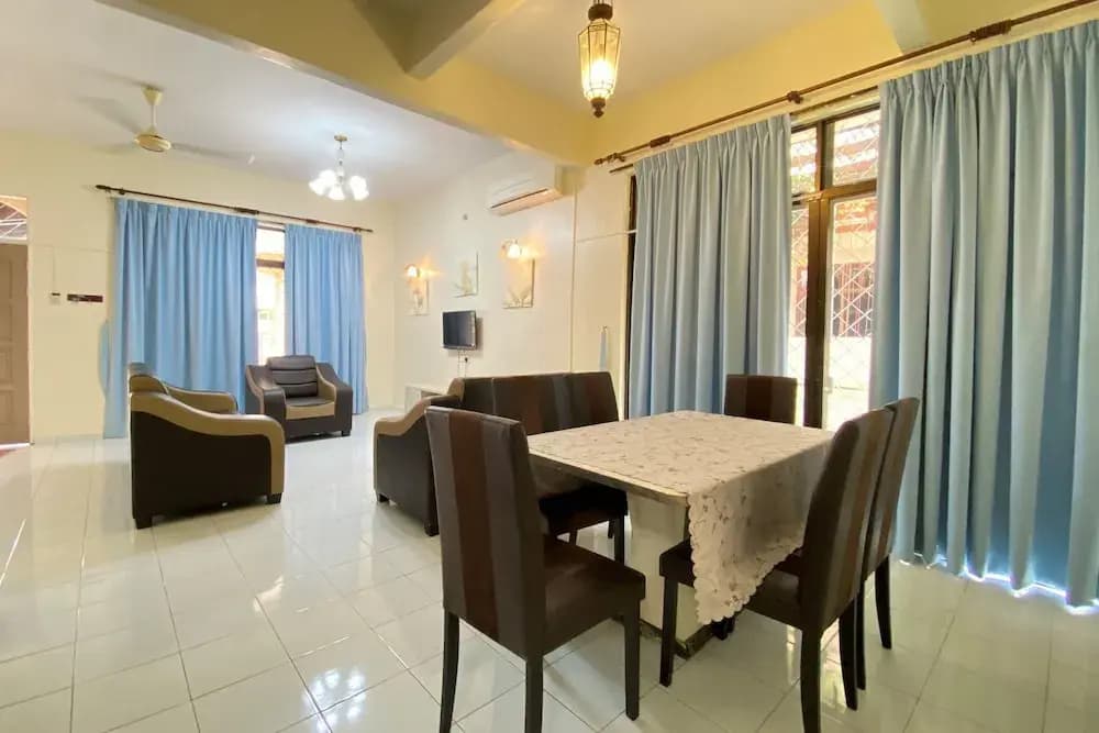 Oyo 90199 Homely&cozy House - photo 21