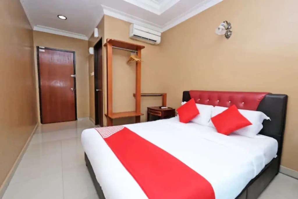 Swing & Pillows @ Ayuni Hotel, Bangi Selangor - photo 6