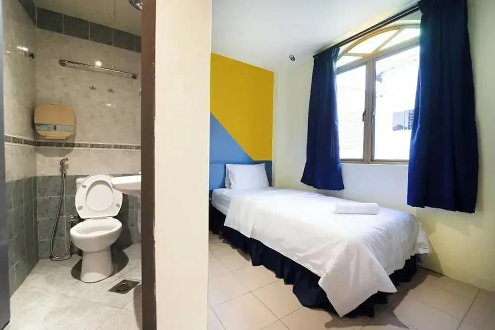 The Colony By Cactus Hotel Johor Jaya - photo 22