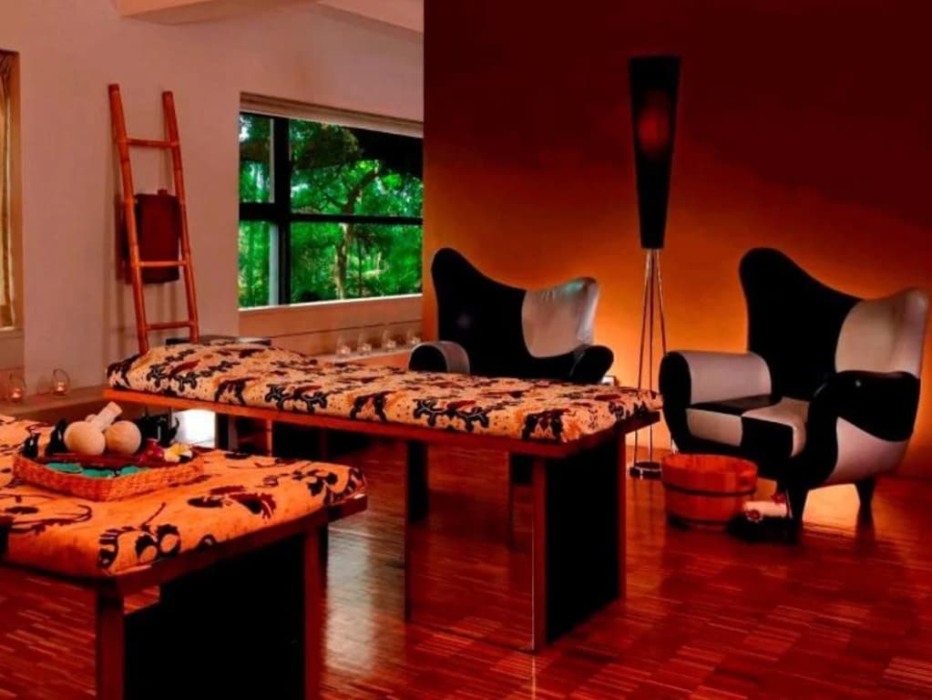Hotel Maya Kuala Lumpur City Center - photo 25