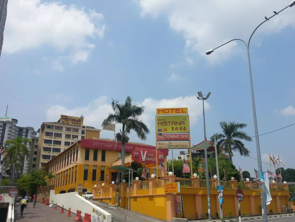 Klang Histana Hotel - photo 8
