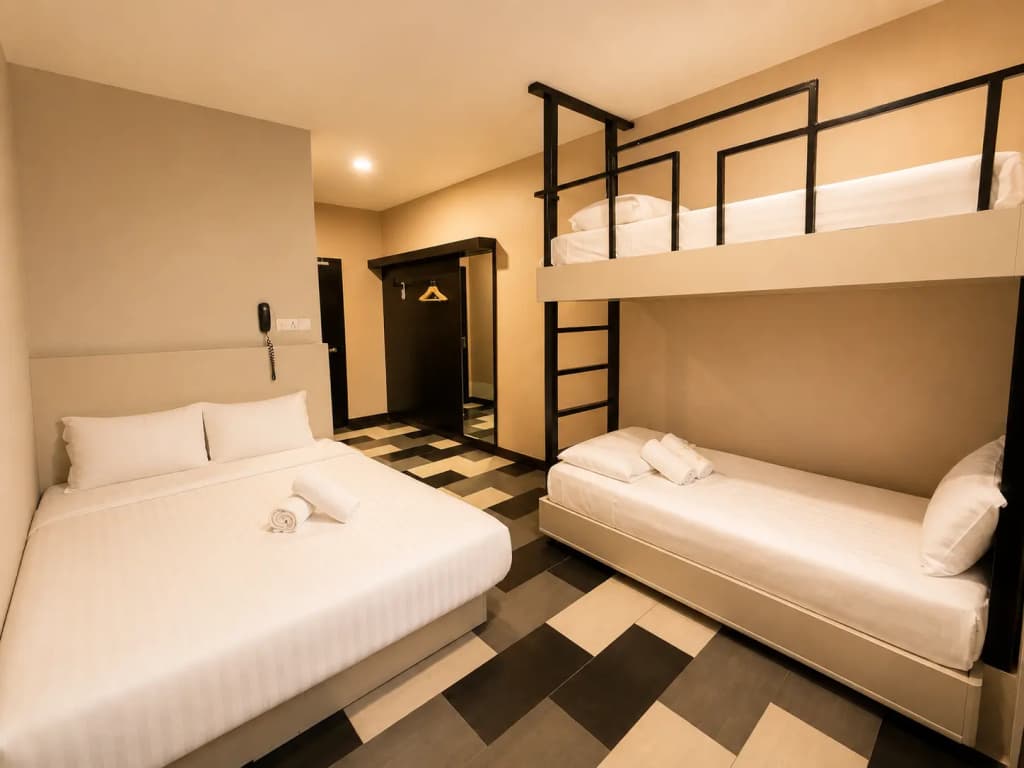 the youniQ Hotel - photo 26