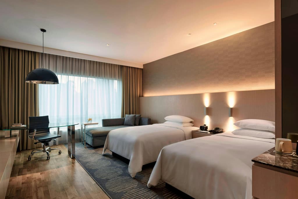Renaissance Kuala Lumpur Hotel & Convention Centre - photo 5