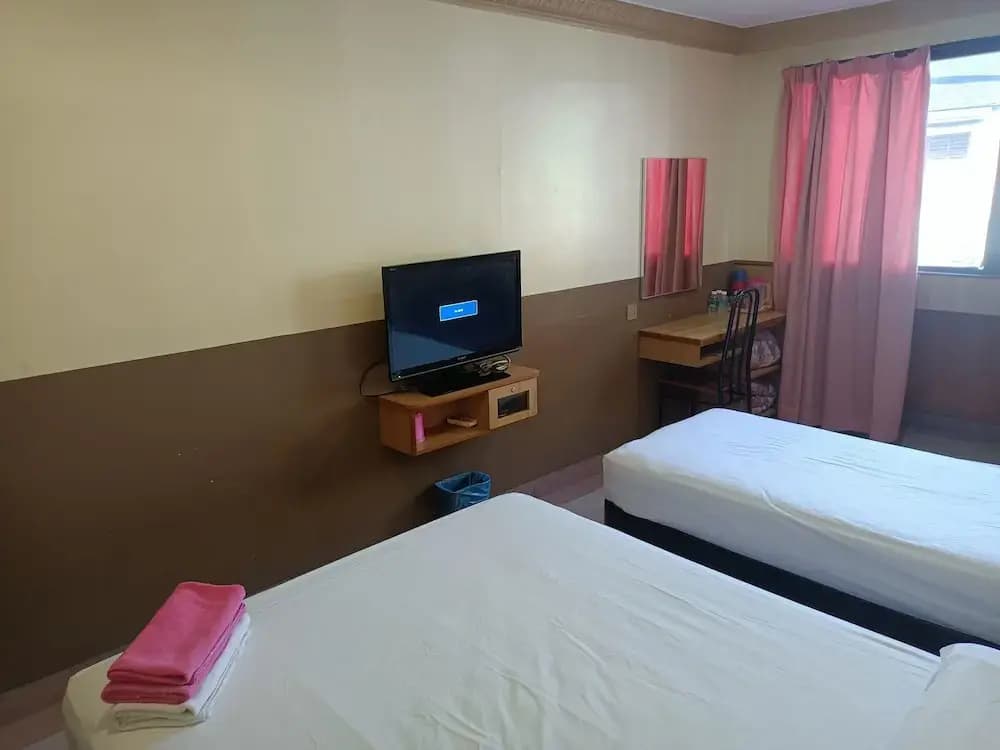FullyWell Hotel - photo 5