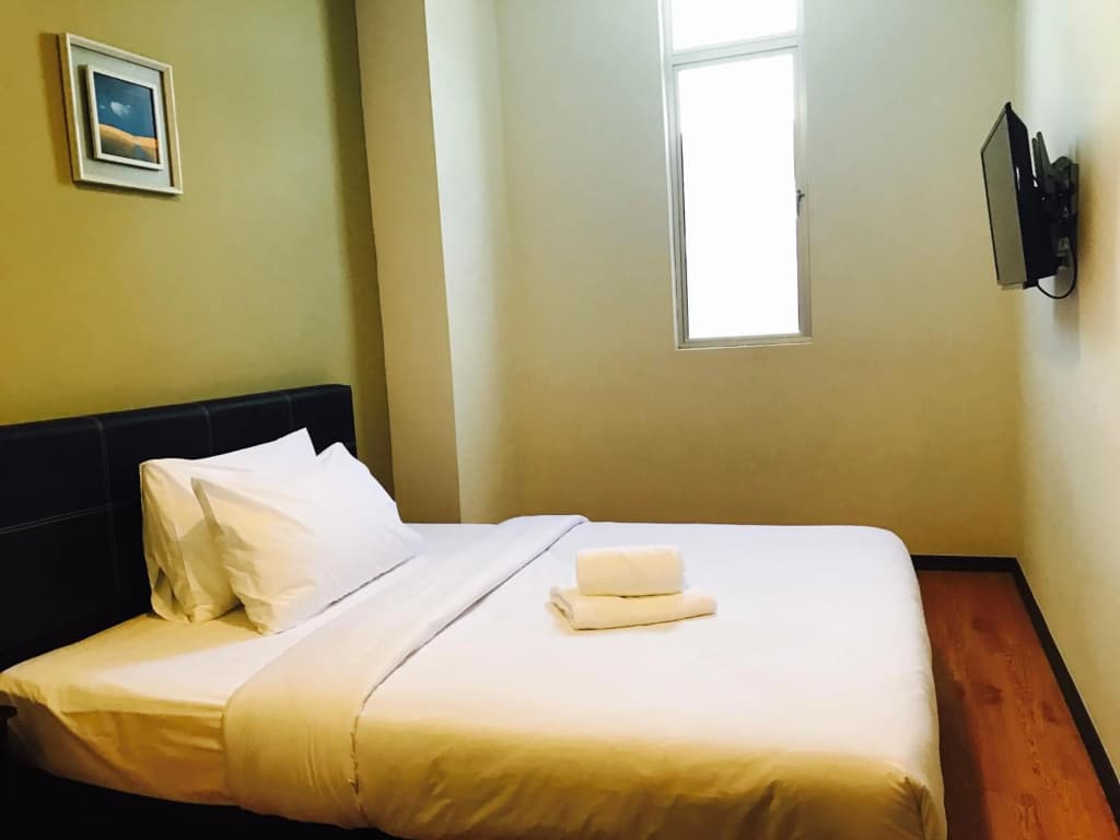 Gem Hotel Nusajaya - photo 2