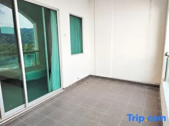 Marina Island 4Pax Balcony SeaView Wi-Fi Microwave - photo 9