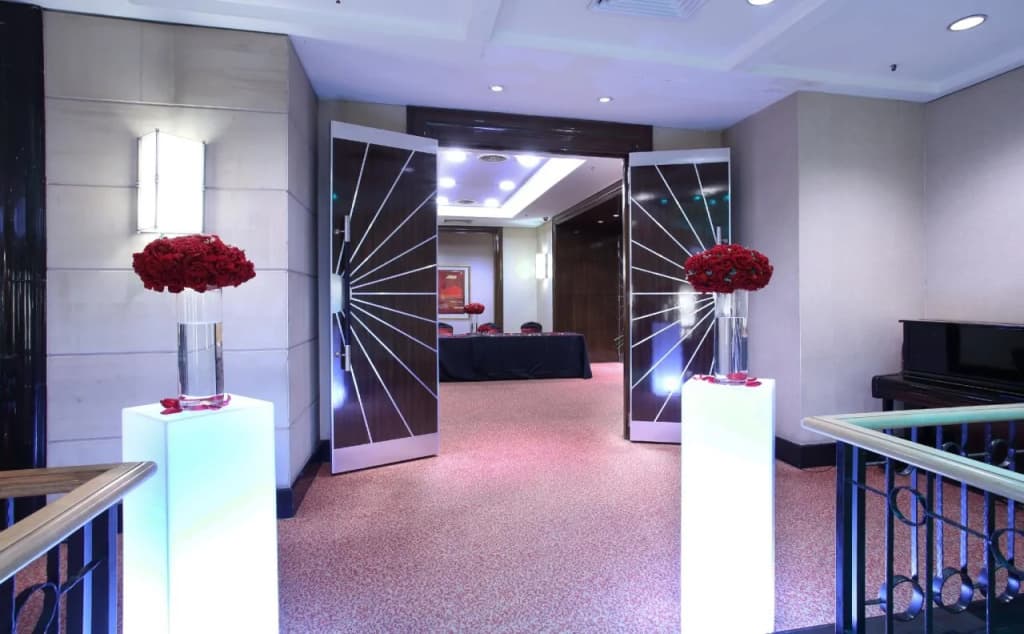 Corus Hotel - photo 13