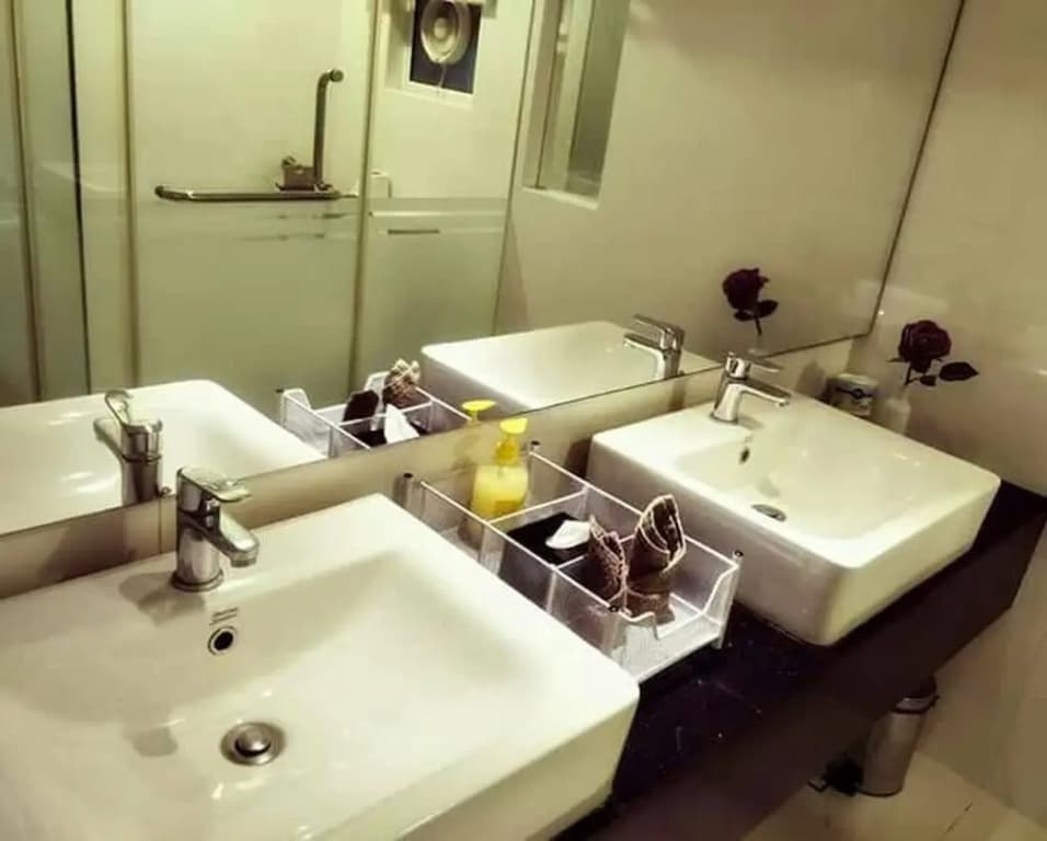Urbano Luxury Homestay - photo 18