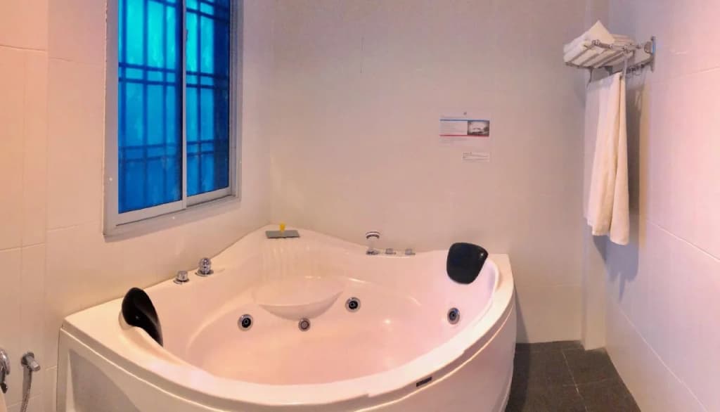 Eight Days Boutique Hotel - photo 7