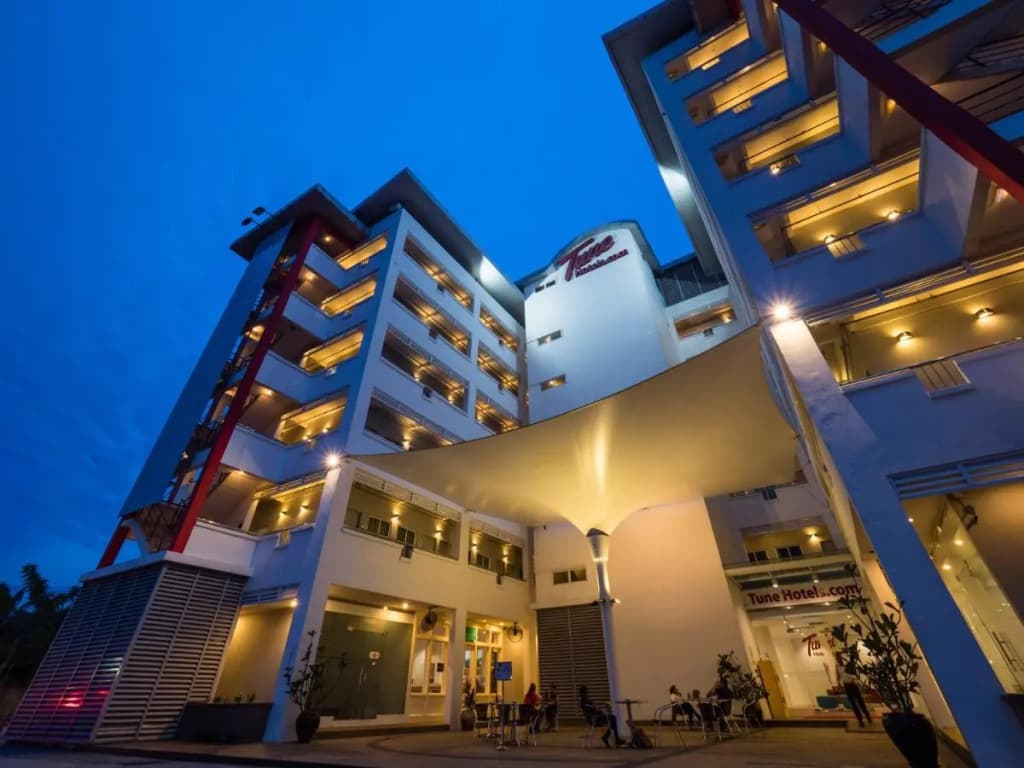 Tune Hotel KLIA Aeropolis - photo 40