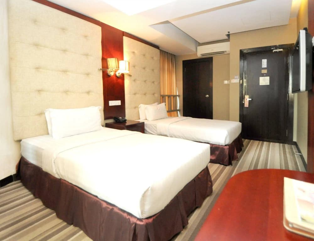 Celyn City Hotel - photo 5
