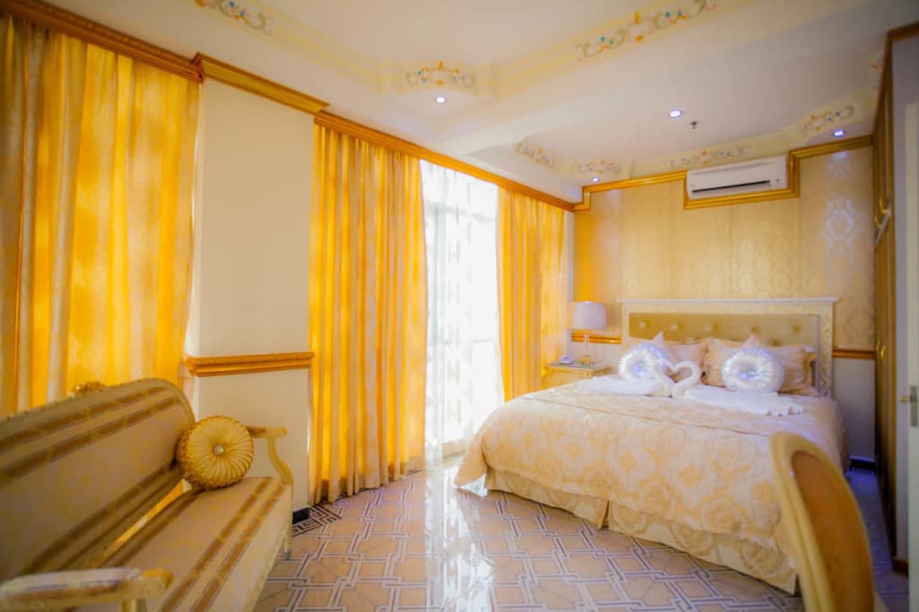 Lace Boutique Hotel - photo 5