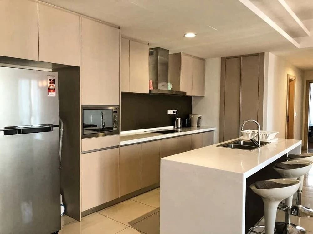 Executive 3 BR Condo by Naren - photo 13