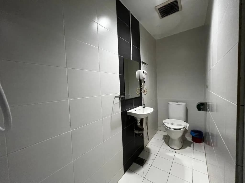 Smile Hotel Wangsa Maju - photo 29