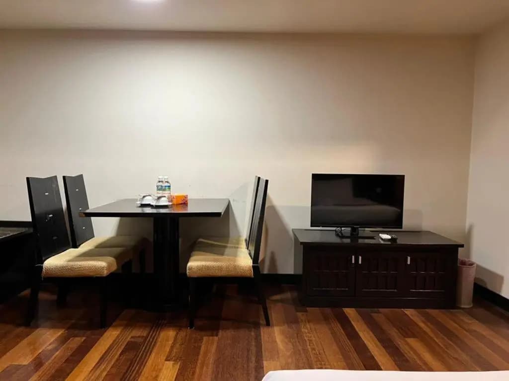 Raintree Resort suites at Bandar Sunway - photo 6