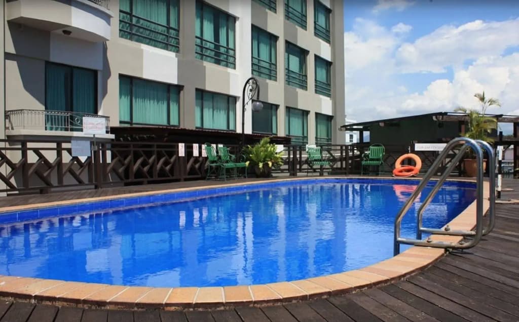 Sabah Oriental Hotel - photo 17