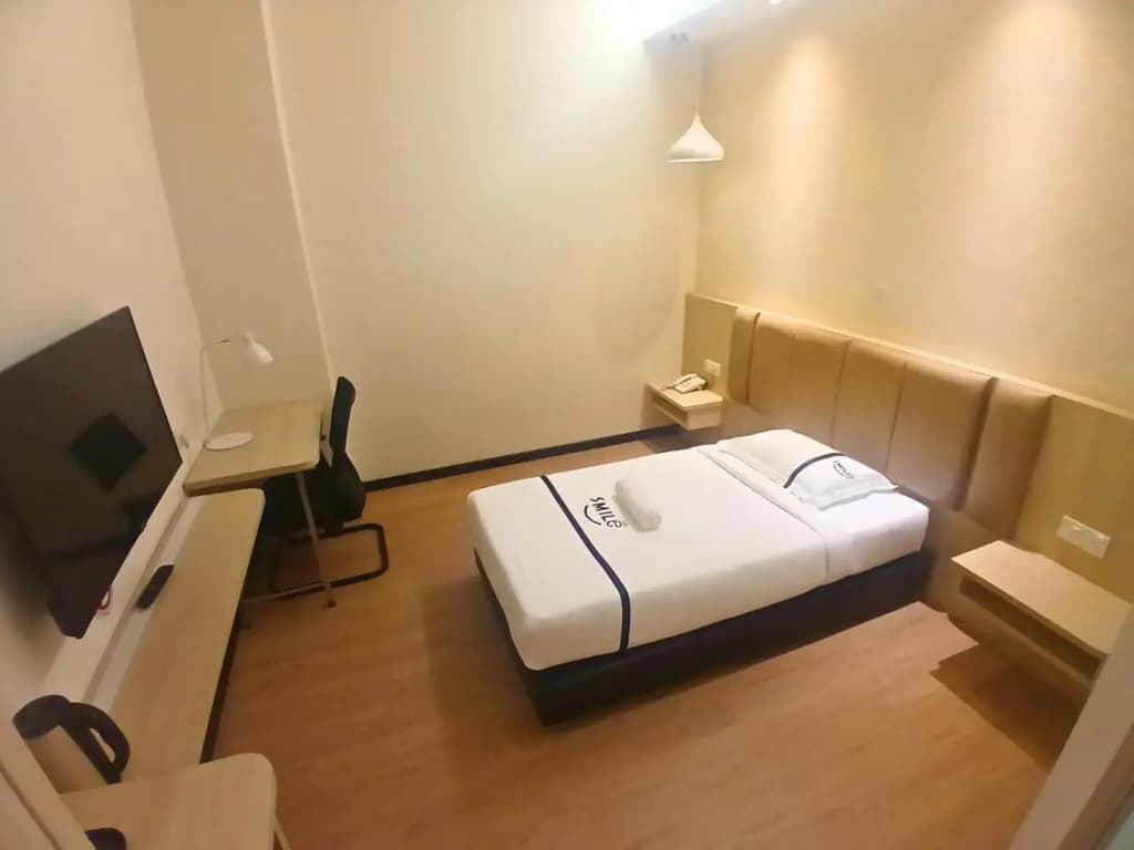 Top Holiday Hotel @ The Mines Seri Kembangan - photo 29