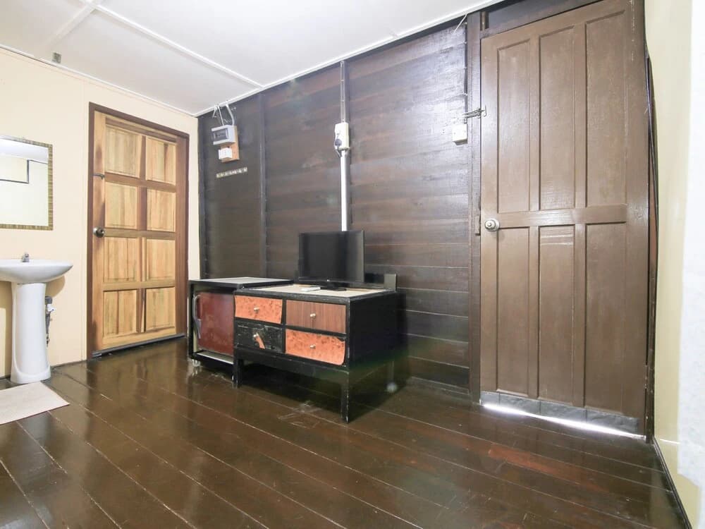 Oyo 44084 Ombak Inn Chalet - photo 8