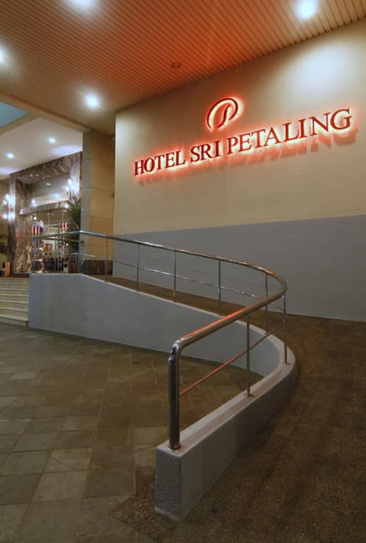 Hotel Sri Petaling - photo 13