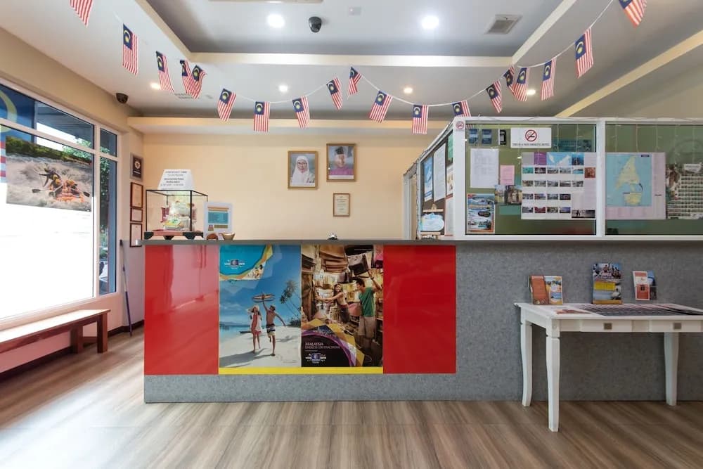 Capital O 89344 Labuan Avenue Hotel - photo 3