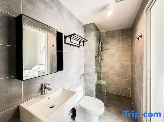 Glomac 121 Residence by Airhost - photo 1