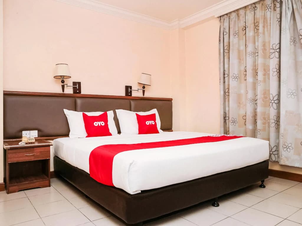 OYO 90104 Lady Anne Hotel - photo 3