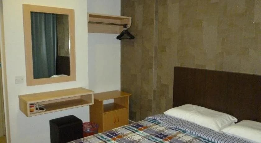 G Six Hotel - photo 6
