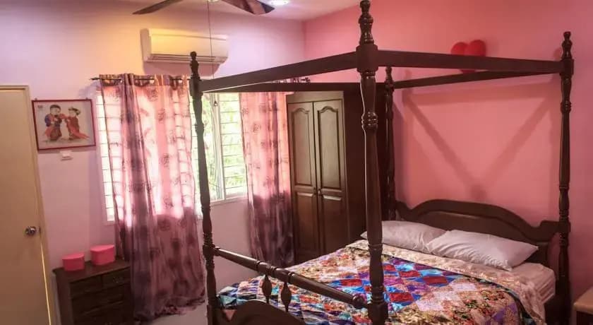 Mystery Holiday Home Melaka - photo 4