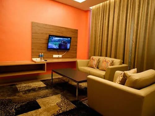 D Hotel Seri Iskandar - photo 6