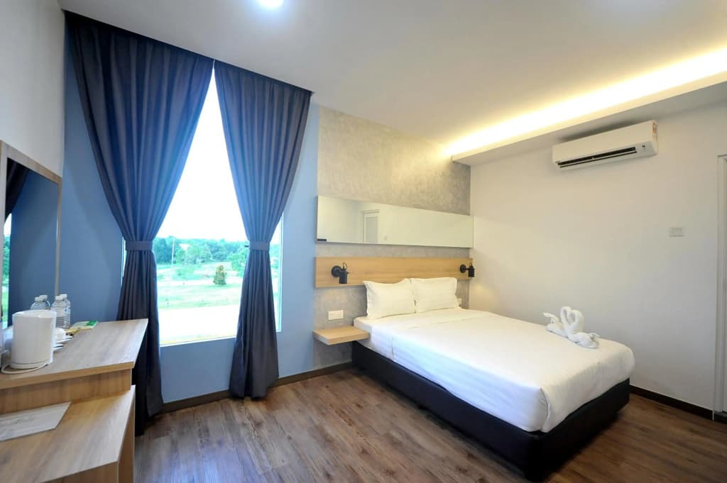 Mye Hotel - photo 3