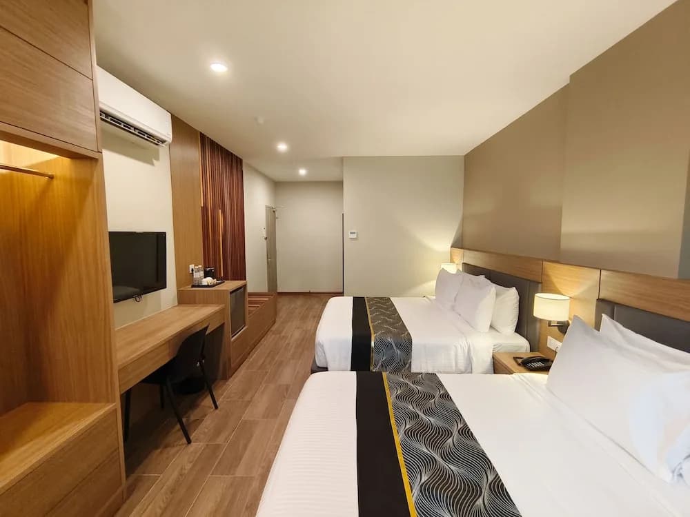 Zoom Hotel - photo 35