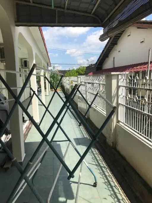 Cosy big house 5min CIQ SOGO KSL mall 3BR 9Pax - photo 2