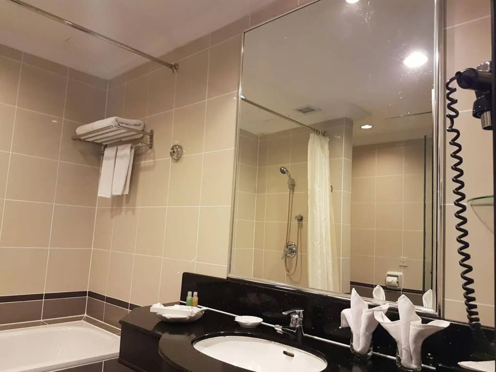 Bayview Hotel Georgetown Penang - photo 10
