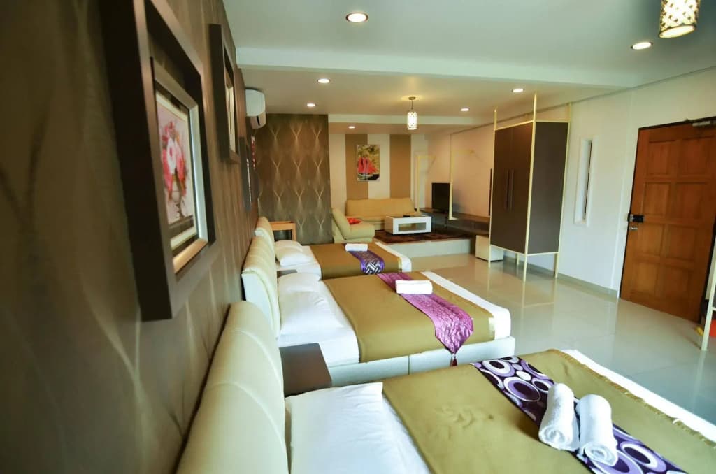Lovely Homestay - photo 12