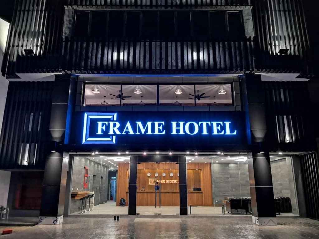 Frame Hotel - photo 1