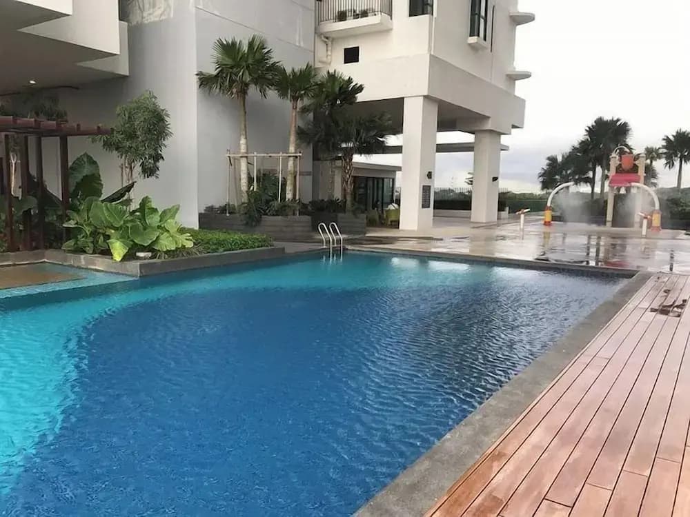MidValley MegaMall View Southkey Mosaic 2BR 2FREE By Natol - photo 5