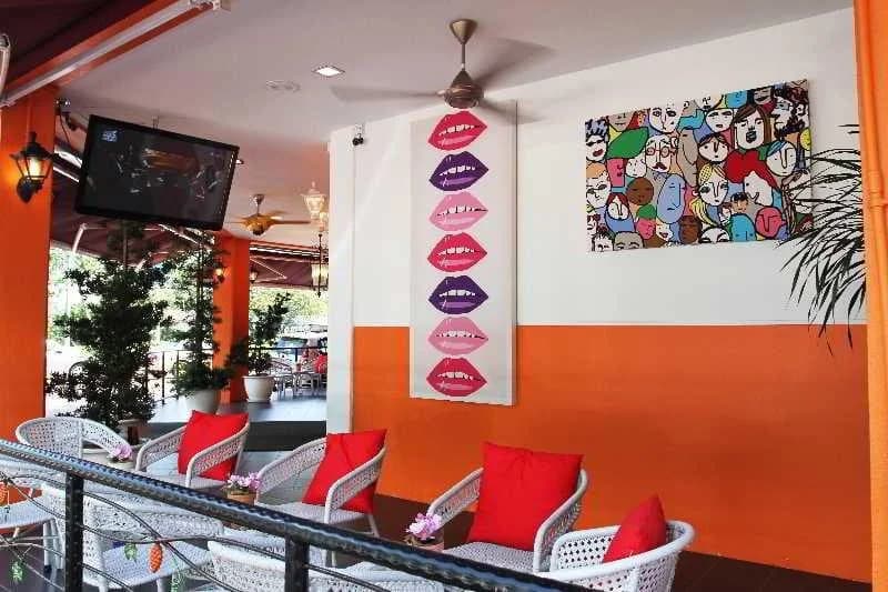 Express Hotel Est - photo 4