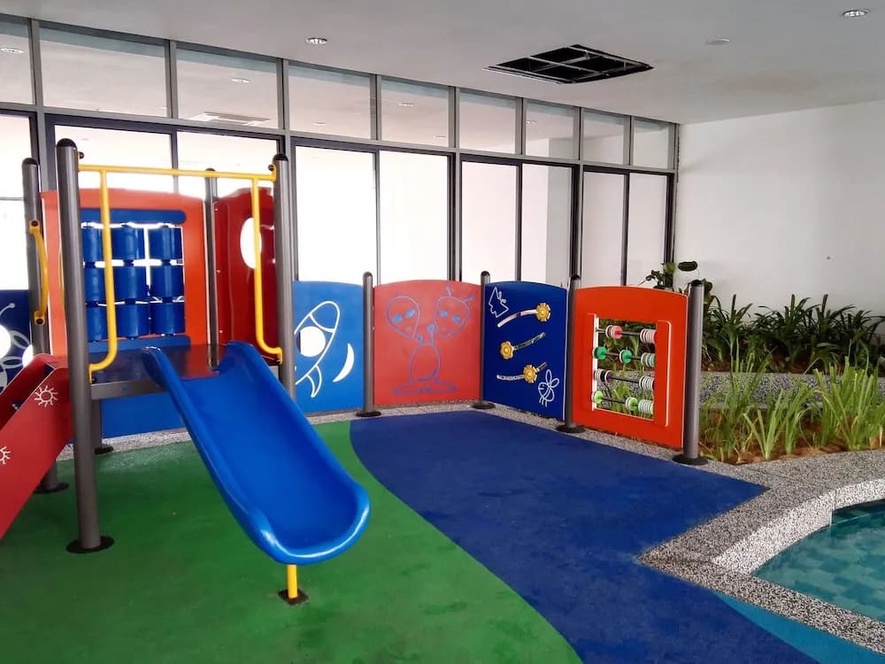 Mid Valley KL Gateway Family Suite Near LRT - photo 16