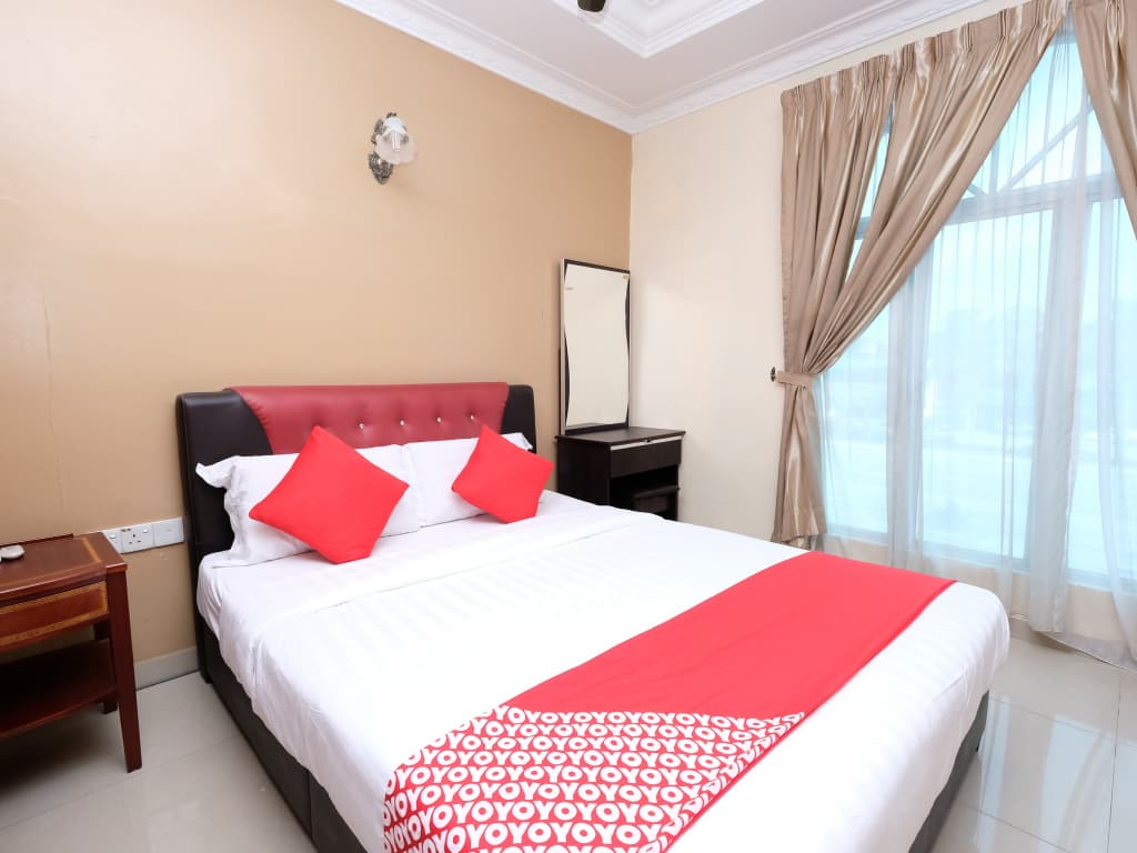 Swing & Pillows @ Ayuni Hotel, Bangi Selangor - photo 15