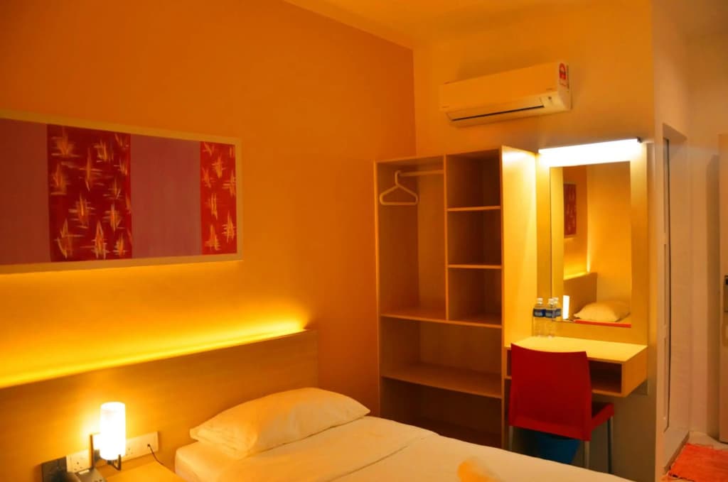 Hotel Jeti Tg Gemok - photo 2