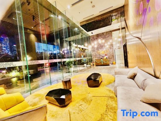 Queen Suites Tropicana The Residence by KLCC - photo 15