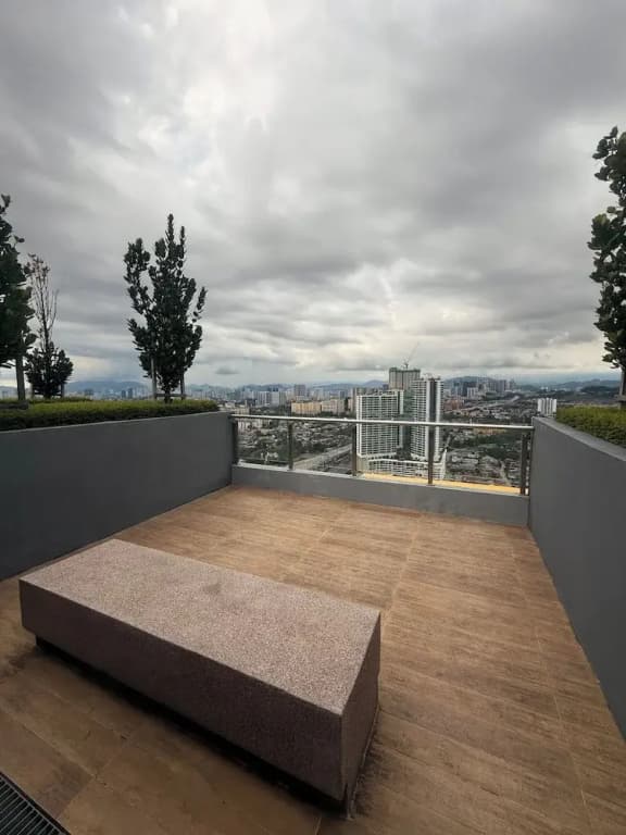 Downtown Retreat 2BR at Neu Suites - photo 18