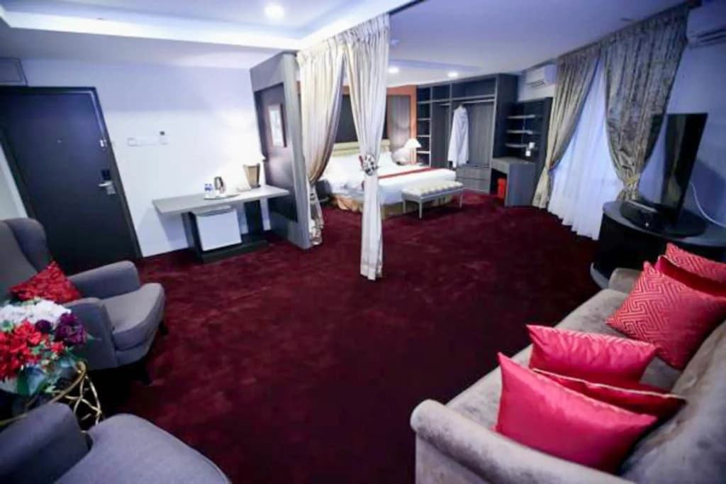 Al Khatiri Hotel - photo 6