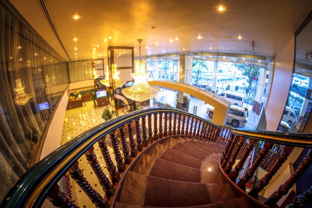 Mega Hotel Miri - photo 9