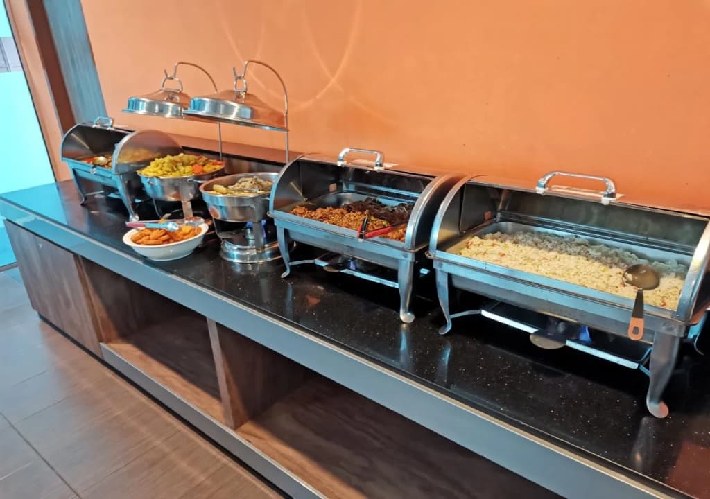Greenlast Hotel - photo 11